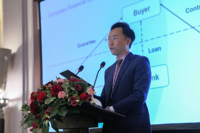 广东省律师协会组织律师参加2024年度人工智能法律投融资峰会并发言(图3)