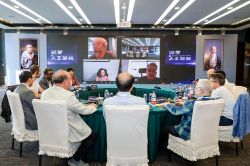 华院计算主持2024年世界人工智能大会数学与人工智能学术会议(图2)