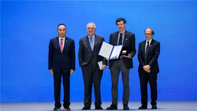 艾维·维格森、杰弗里·辛顿、汤晓鸥……盘点2024那些站在AI背后的科学家(图6)