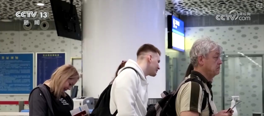 “利好举措+AI科技”助力外籍人员丝滑“智”享中国游(图2)