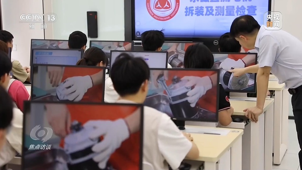 焦点访谈丨AI融入课堂以“精准滴灌”方式重塑教育生态(图5)