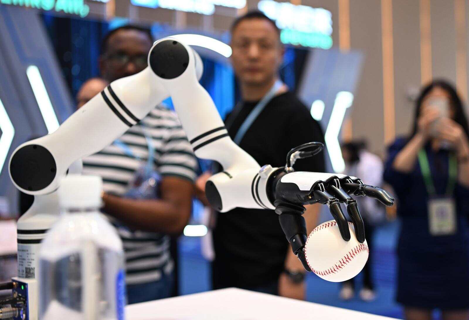 宇树王兴兴给高考生的报考建议火了！人工智能、机器人专业职业锦囊请查收第2眼(图11)