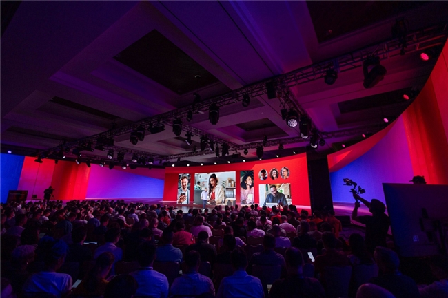 骁龙峰会第十年高通正携手伙伴“让AI无处不在”(图3)