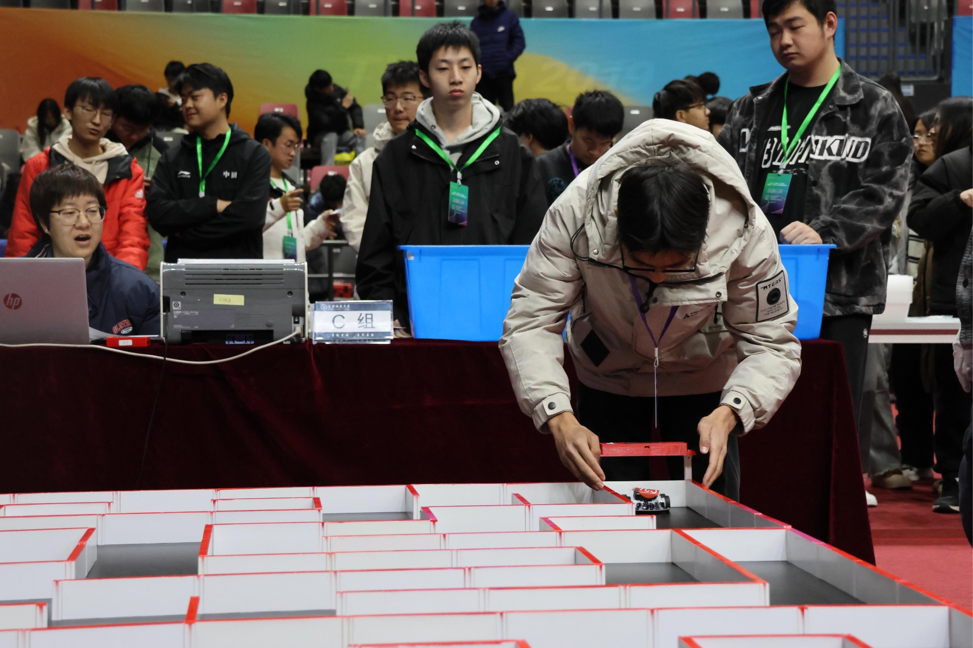 “启诚杯”第十四届京津冀大学生人工智能电脑鼠竞赛开赛(图1)