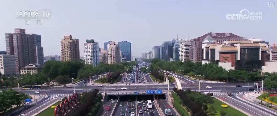 从政策到投资、从壮大新动能到“人工智能+”怎么干？多维度解读中央经济工作会议精神(图1)