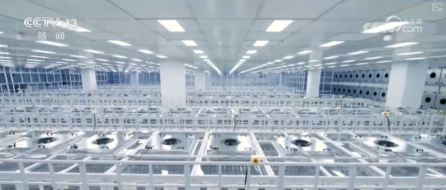 从政策到投资、从壮大新动能到“人工智能+”怎么干？多维度解读中央经济工作会议精神(图19)