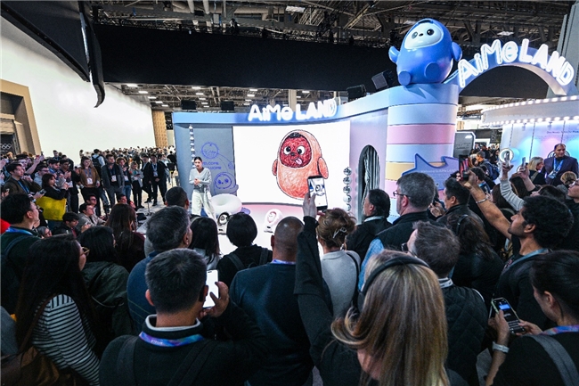 2026聚焦“屏显+AI”TCL携多项“硬科技”亮相CES2026(图4)